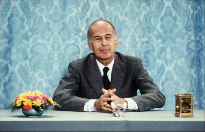 Valéry Giscard d'Estaing répond aux questions des journalistes lors d'une conférence de presse, le 26 juin 1980 à l'Elysée à Paris afp.com - -