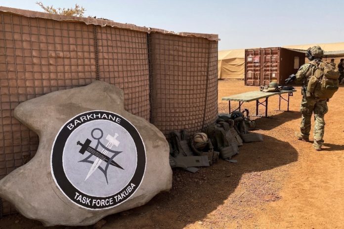 Le logo du groupement de Forces spéciales Tabuka, le 3 novembre 2020 à Menaka (Mali) afp.com - Daphné BENOIT