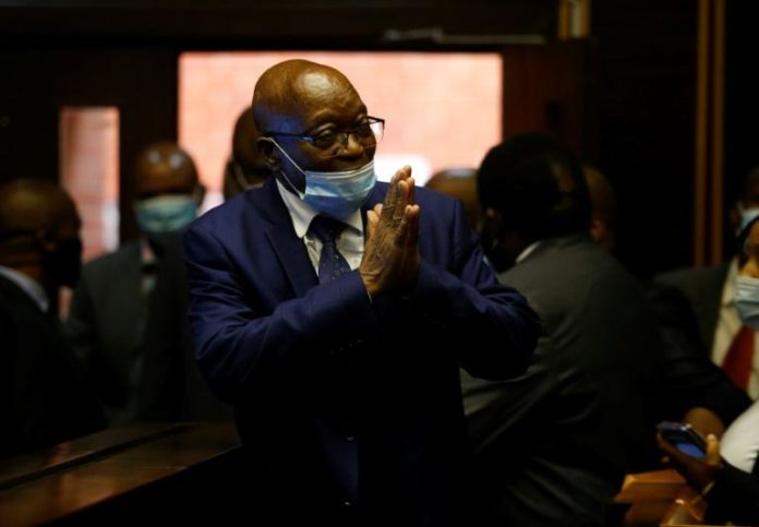 L'ancien président sud-africain Jacob Zuma arrive à son procès pour corruption, à Pietermaritzburg, le 17 mai 2021 afp.com - ROGAN WARD