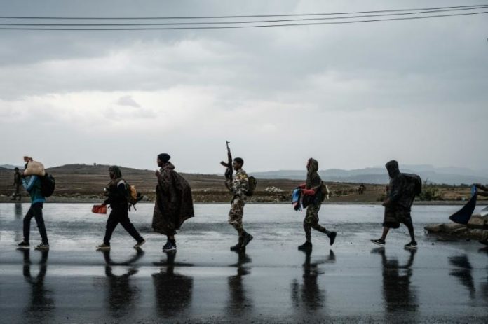Des miliciens tigréens près de Mekele, le 30 juin 2021 afp.com - Yasuyoshi Chiba