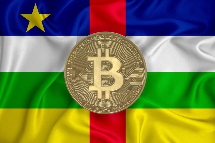 La Centrafrique est le premier pays africain à adopter comme monnaie officielle au côté du franc CFA et à légaliser l'usage des cryptomonnaies