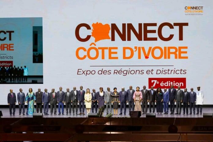 Photo de groupe des participants et responsables officiels à la 7e édition de Connect Côte d'Ivoire 2026 à Abidjan