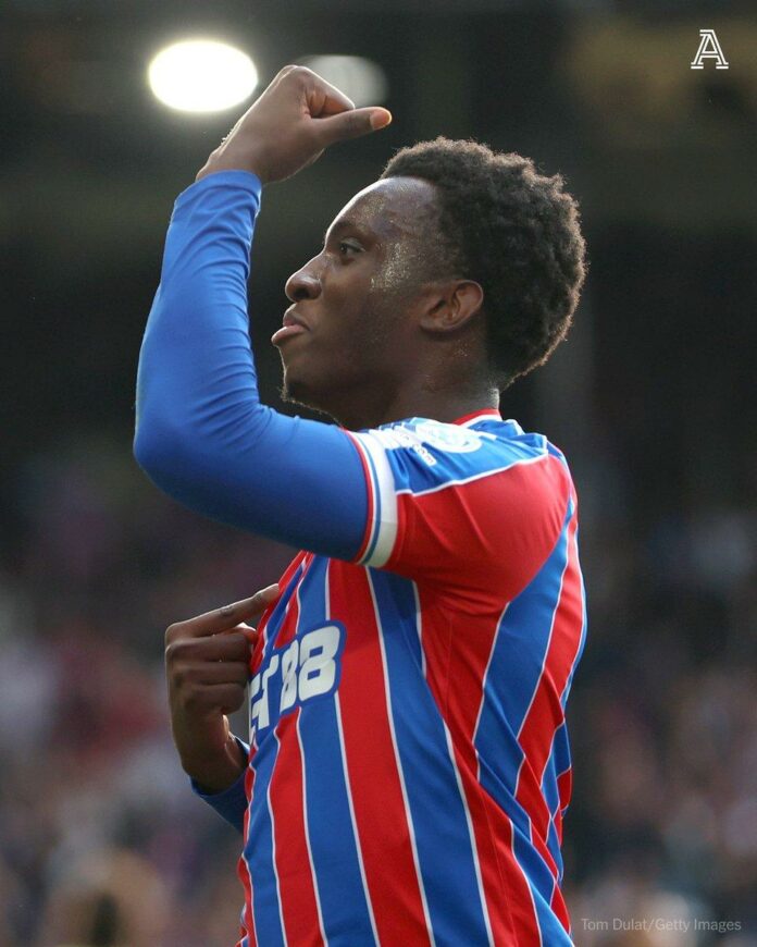 Eddie Nketiah, attaquant de Crystal Palace, célèbre lors d'un match